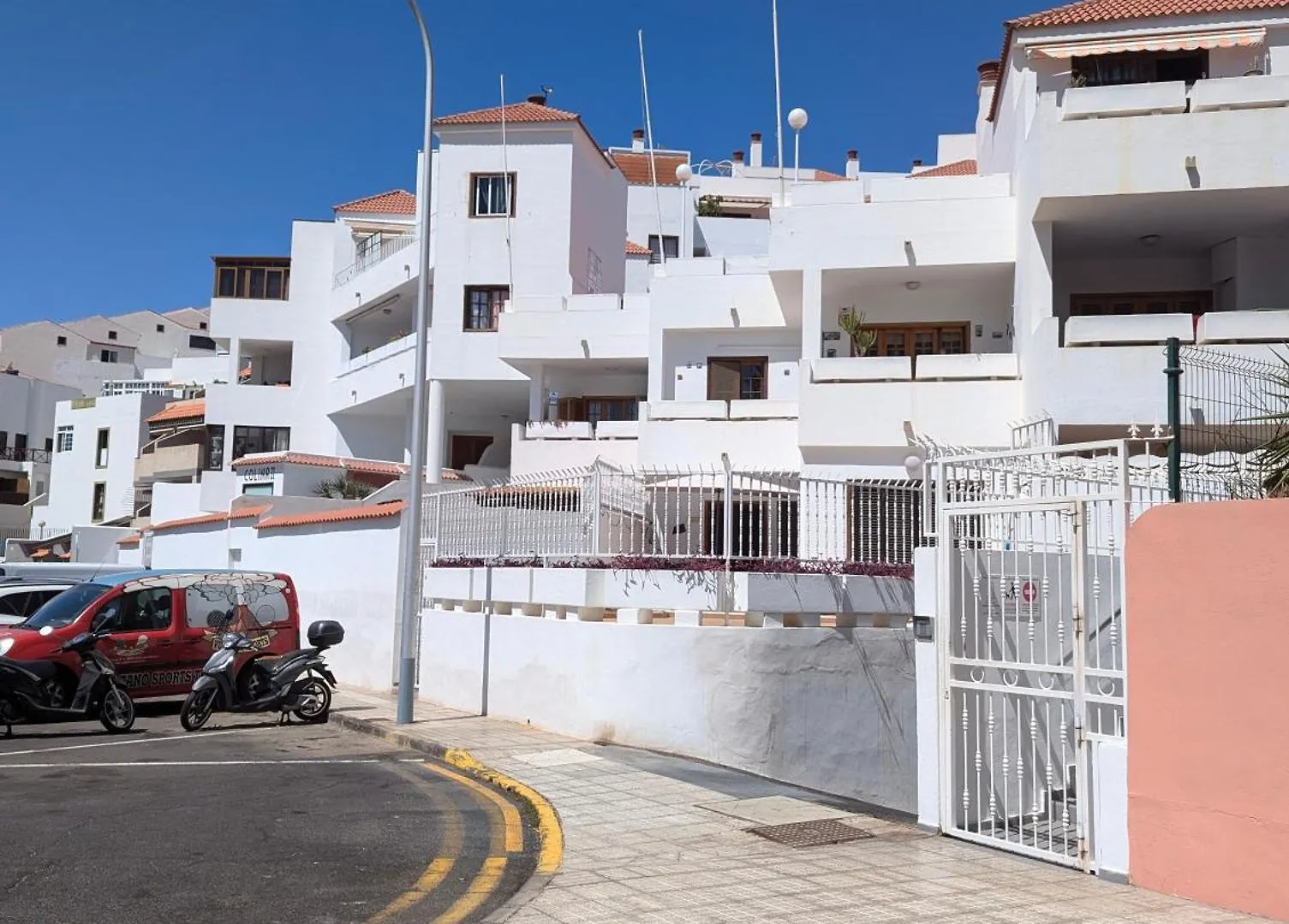 Cozy Apartment In Los Cristianos Guincho  Guincho (Tenerife)