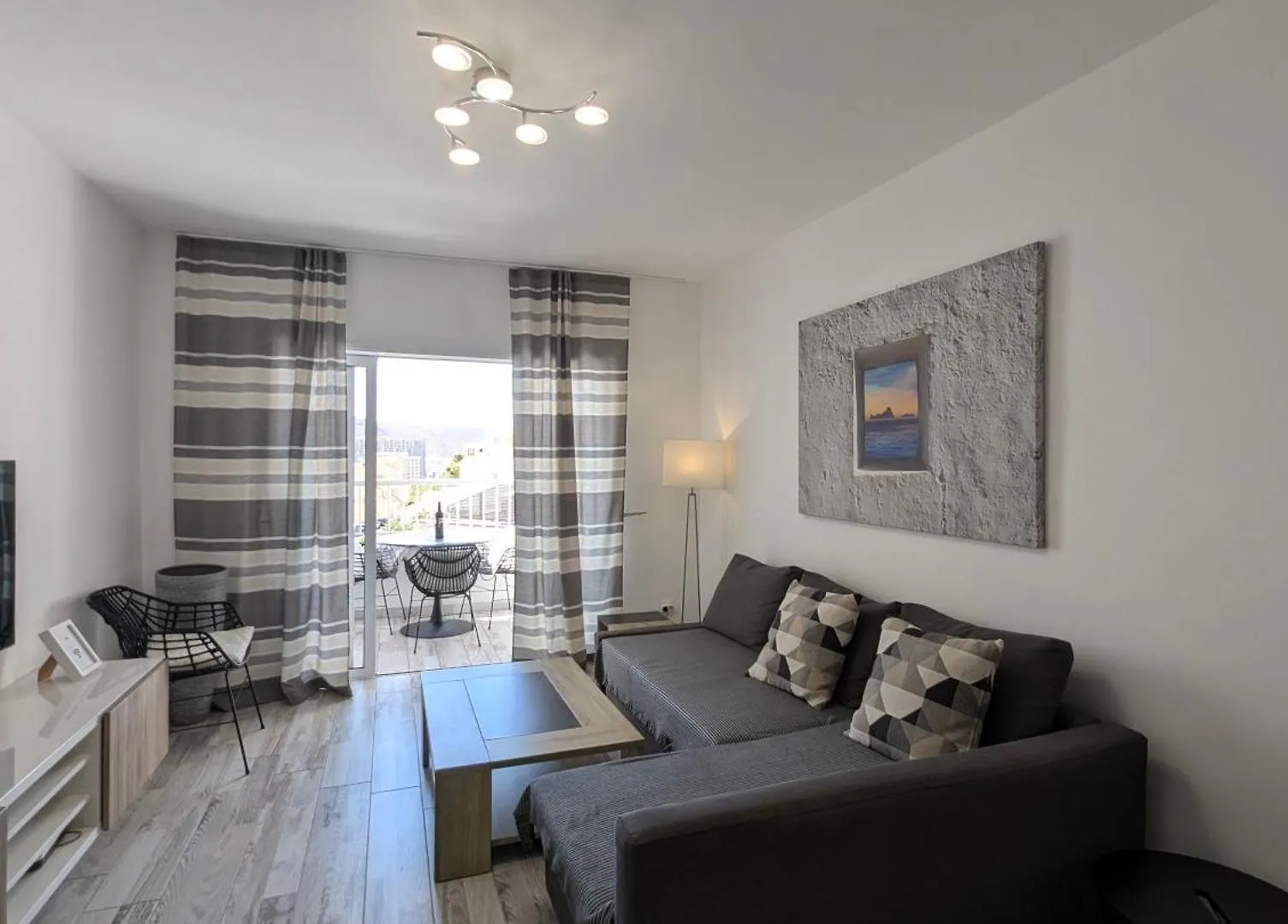 Cozy Apartment In Los Cristianos Guincho