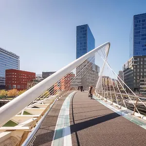 Vivienda Turistica De Prestancia Junto A La Ria De Nervion Apartment Bilbao